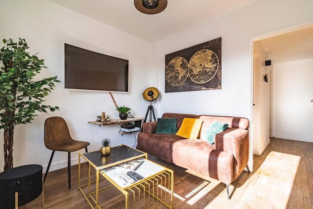 La "Taniere" Pour 6 Personnes Apartment Isles-sur-Suippe ภายนอก รูปภาพ