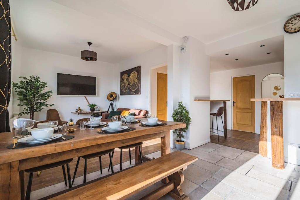La "Taniere" Pour 6 Personnes Apartment Isles-sur-Suippe ภายนอก รูปภาพ