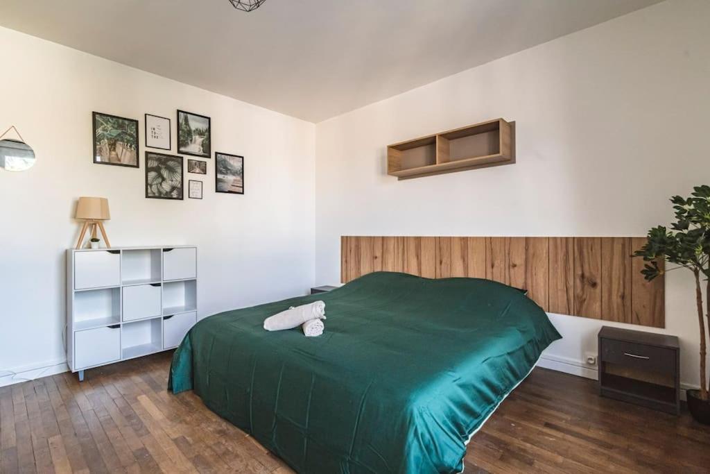 La "Taniere" Pour 6 Personnes Apartment Isles-sur-Suippe ภายนอก รูปภาพ