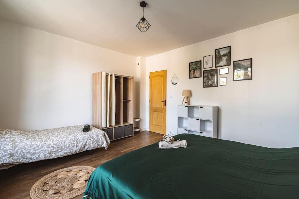 La "Taniere" Pour 6 Personnes Apartment Isles-sur-Suippe ภายนอก รูปภาพ
